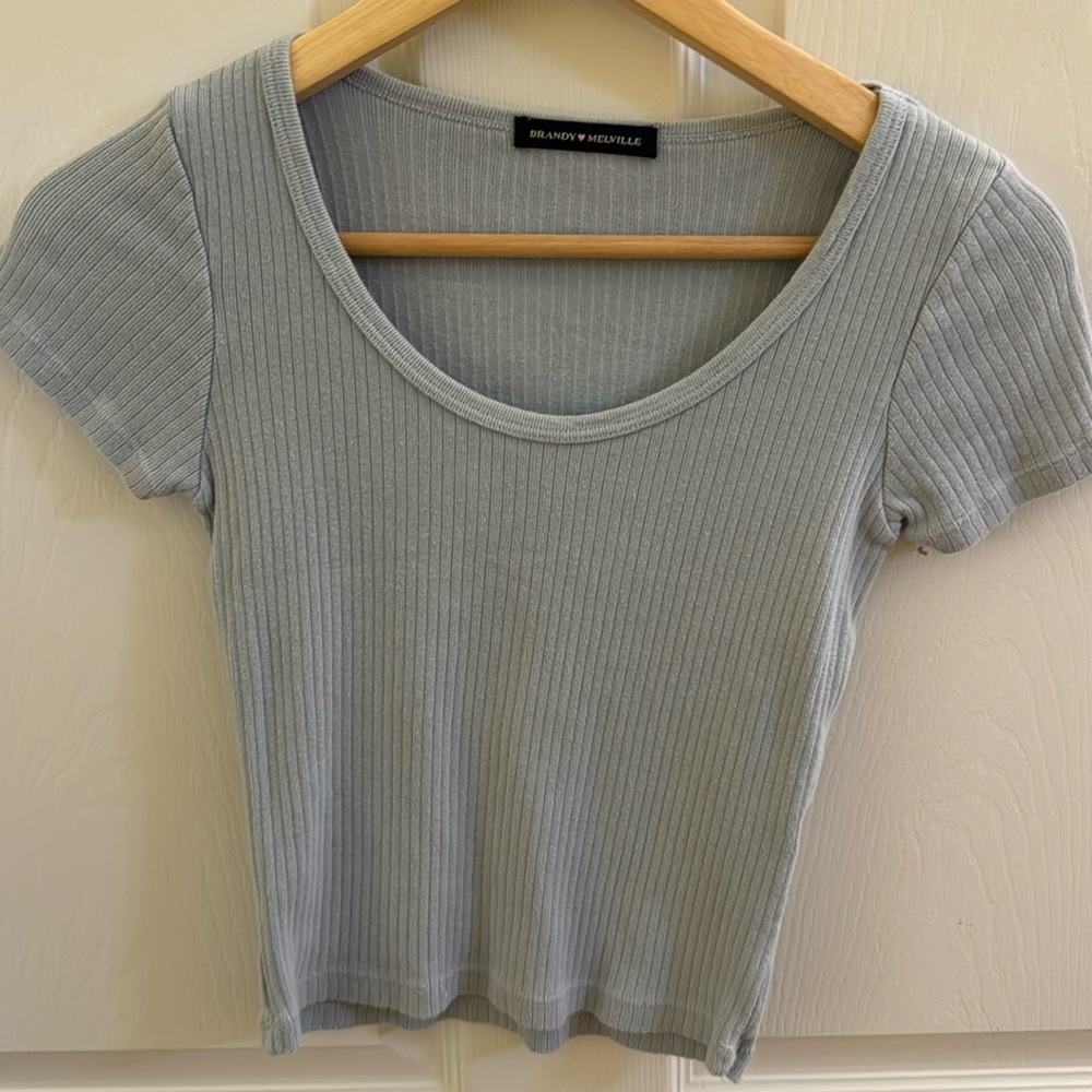 Brandy Melville Ribbed Baby Tee